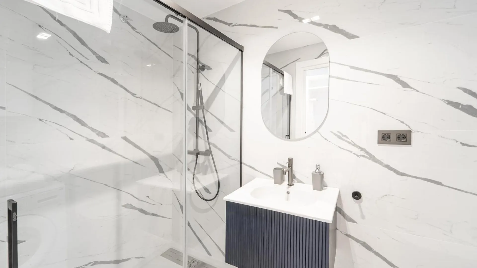 Appartamento Elegante Estudio Frente Al Canal Con Terraza Empuriabrava