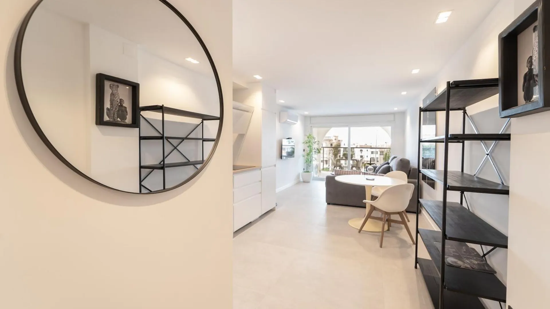 Appartamento Elegante Estudio Frente Al Canal Con Terraza Empuriabrava Spagna